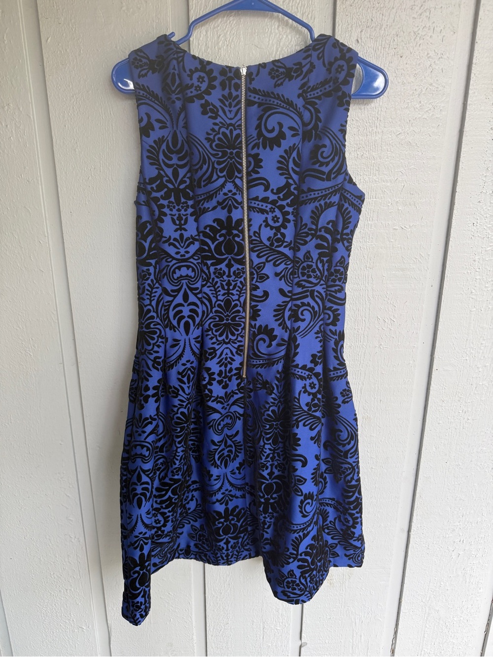 Roz & Ali Blue and Black Damask Fit-and-Flare Dress size 6 - Picture 2 of 8